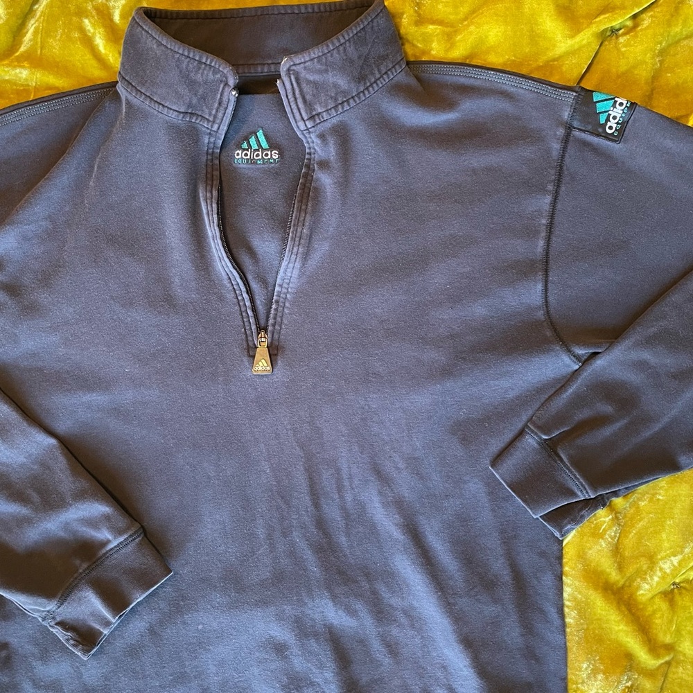 ✨SOLD✨ 90’s Adidas Equipment quarter zip crew neck. Embroidered logo retro mock
